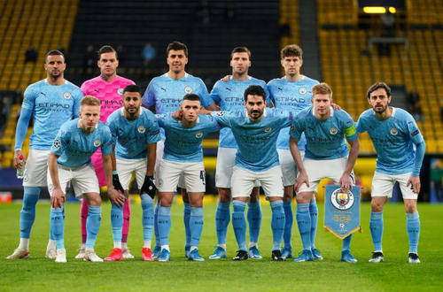 这还是足球吗？对手两红后摩洛哥U17全场80脚射门16-0取胜（对手两人被罚下，摩洛哥U17轰80次射门以16比0大胜）