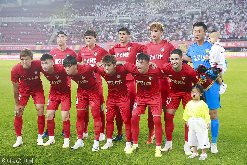 非洲杯小组赛首轮综述：萨拉赫等多位球星破门，强队纷纷取胜（非洲杯小组赛首轮盘点：萨拉赫领衔多名球星建功，诸强齐迎开门红）