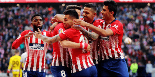 13胜4平，那不勒斯自1987年以来首次全年意甲主场保持不败（那不勒斯意甲全年主场不败，13胜4平达成1987年以来首次）