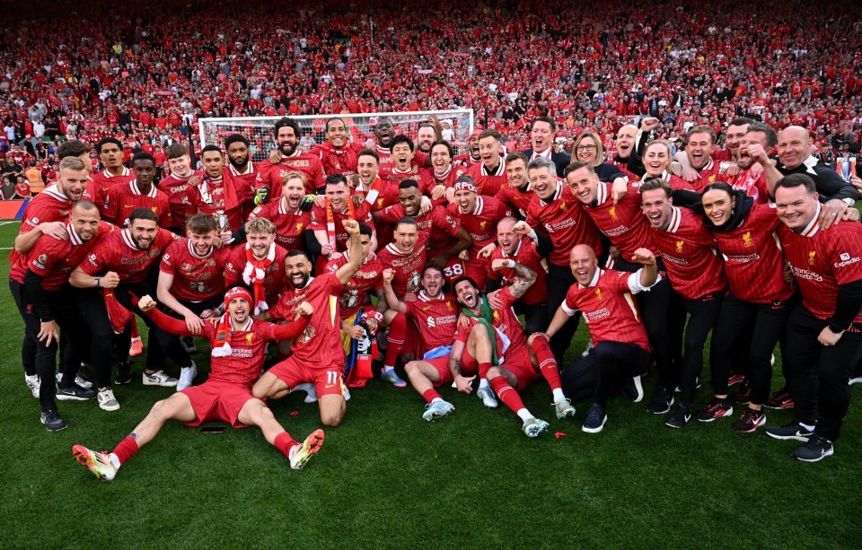 米体：斯帕莱蒂准备重新整合现有球员，由三中卫变阵四后卫（米体：斯帕莱蒂计划整合现有阵容，阵型从三中卫改为四后卫）